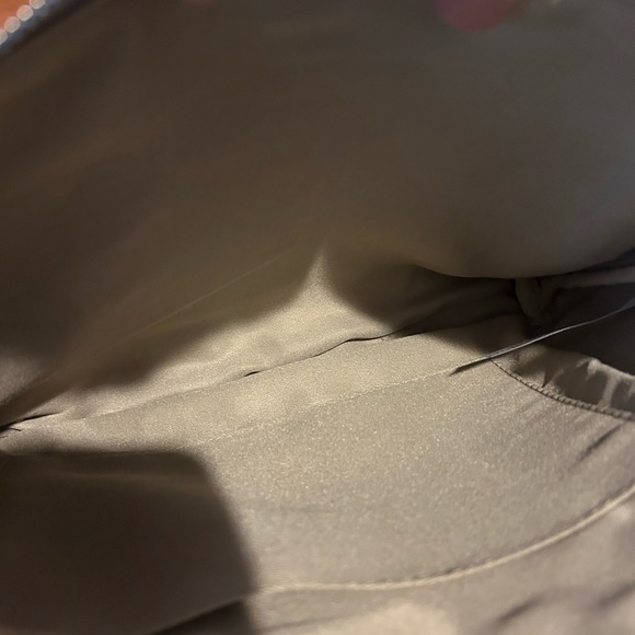 Old Navy Glitter Wristlet Silver Sparkle Glitter Top Zipper Clutch - Picture 5 of 5